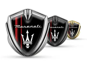 Maserati Badge Autoadesivo Disegno Sportivo Tocco Premium